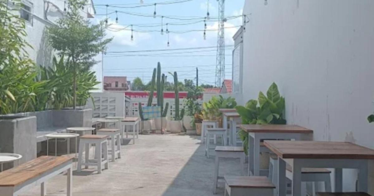 Mood Mini Cafe: Santai di Jantung Cilacap dengan Nikmatnya Kopi dan Camilan